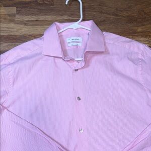 CALVIN KLEIN pink button down dress shirt